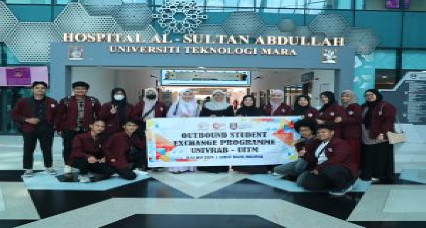 MAHASISWA FAKULTAS KEDOKTERAN UNIVERSITAS ABDURRAB MENGIKUTI EXCHANGE PROGRAMME KE MALAYSIA